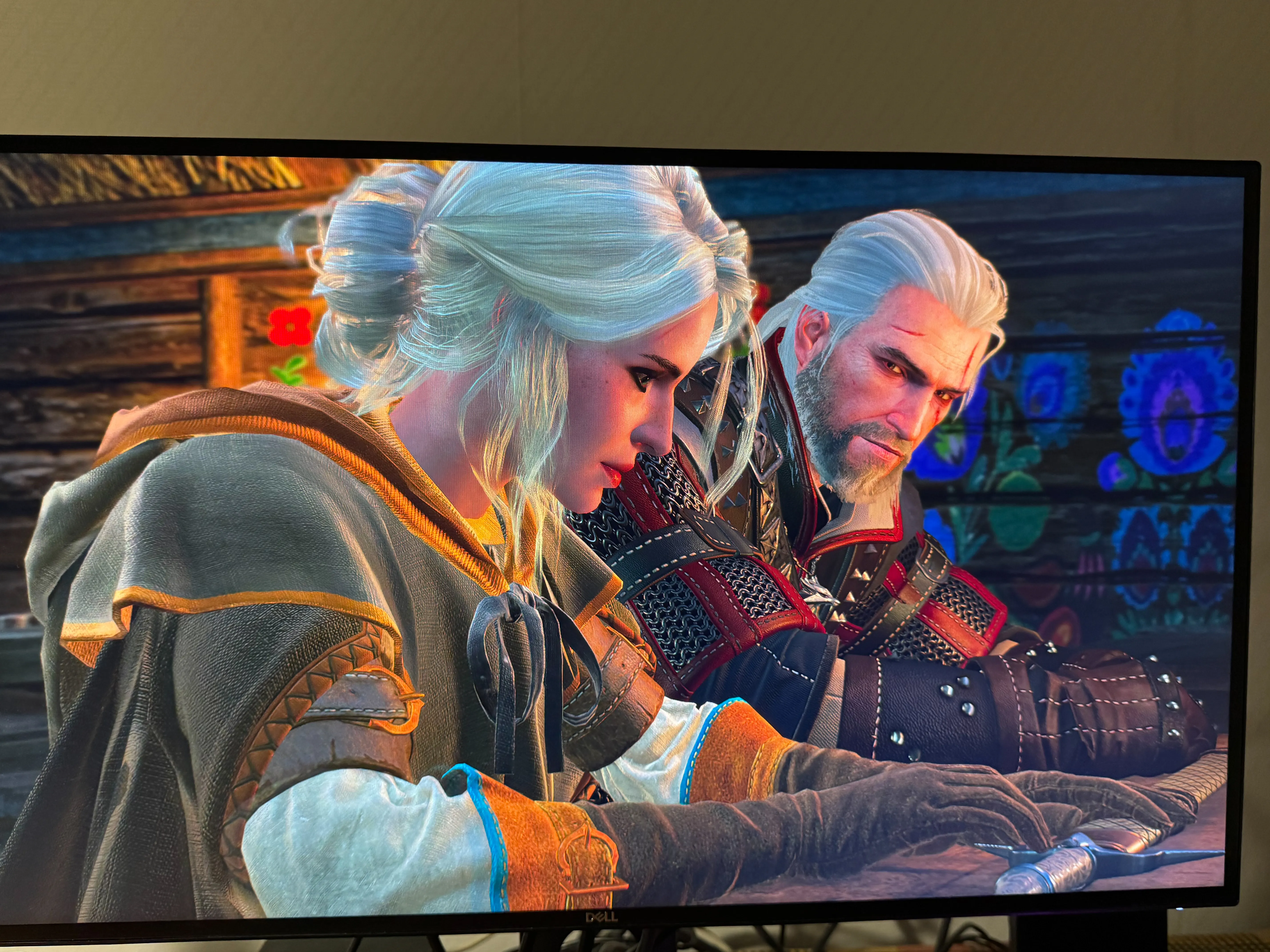 Обложка: Март. Оперативники агенства Ликорис Рикоил отправляют Геральда из Ривии в ущелье на поиски Шани, пан или пропал, вилку в глаз или в жопу раз